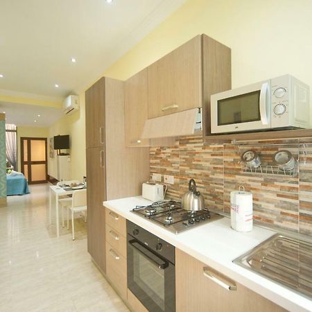 Sliema Duplex 1 Bedroom Apartment - Sleeps 4 מראה חיצוני תמונה