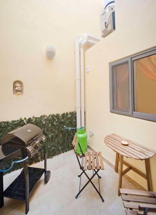 Sliema Duplex 1 Bedroom Apartment - Sleeps 4 מראה חיצוני תמונה